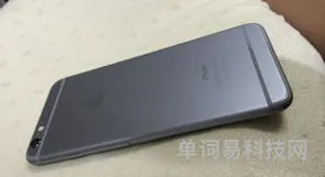 苹果手机插卡后显示无sim卡(苹果15读不出sim卡)