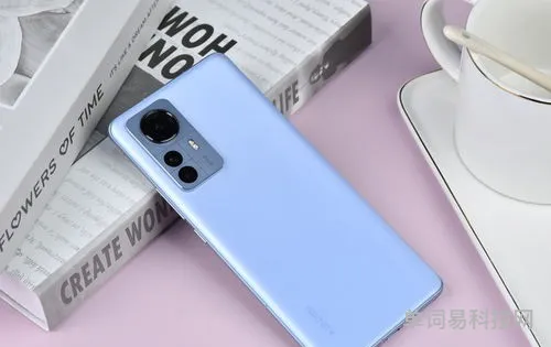 小米11pro和小米12哪个值得购买