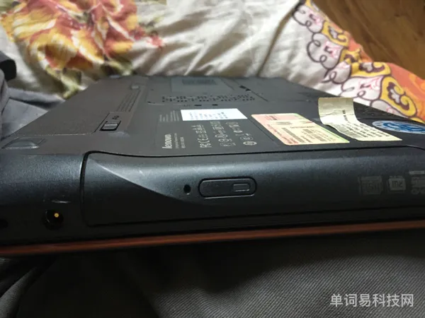 联想y460硬盘怎么拆(联想y460触控板怎么拆)