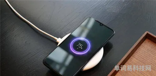 手机电池鼓包是什么原因造成的(手机轻微鼓包会爆炸吗)